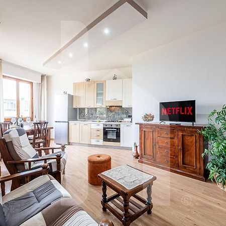 Homiday - Pisa - Elegant Apartment- 3 Camere 2 Bagni Bagian luar foto